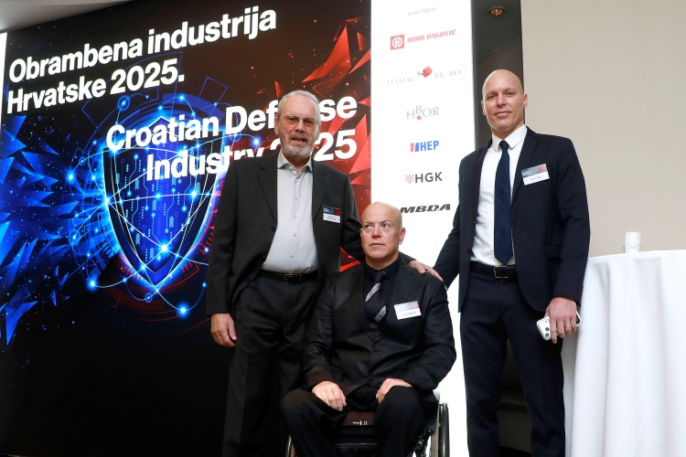 22 obrana50-051125.jpg